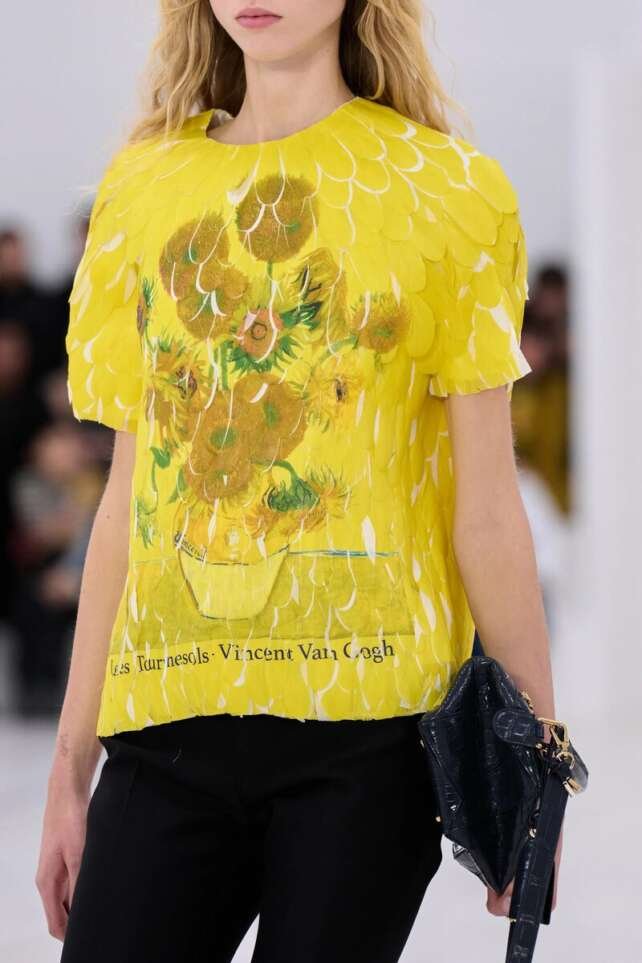 Falling into childhood – why designers offer us childish accessories