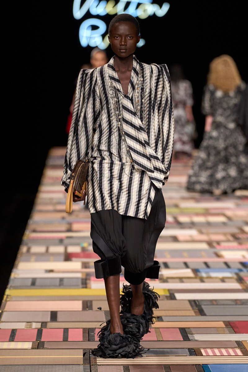 Louis Vuitton Spring 2025