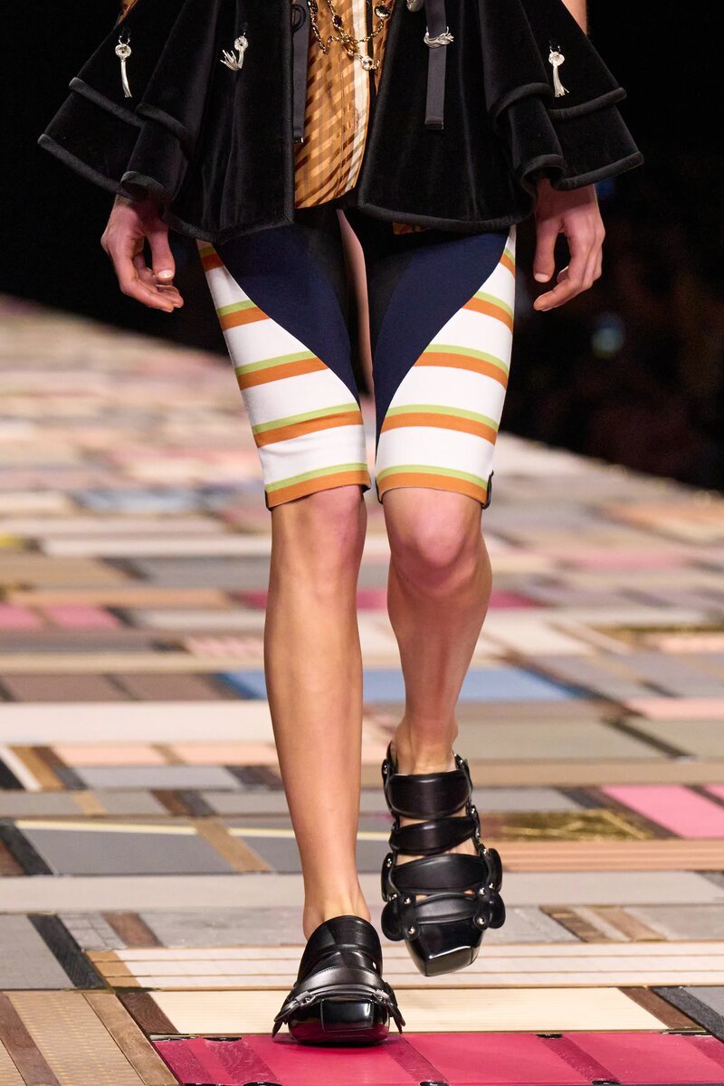 Louis Vuitton Spring 2025