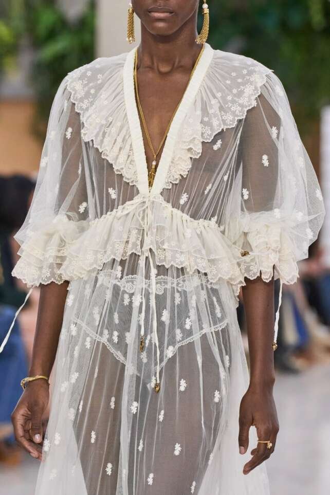 Chloé Spring 2025 Collection: Shells, Lace and Jelly Sandals