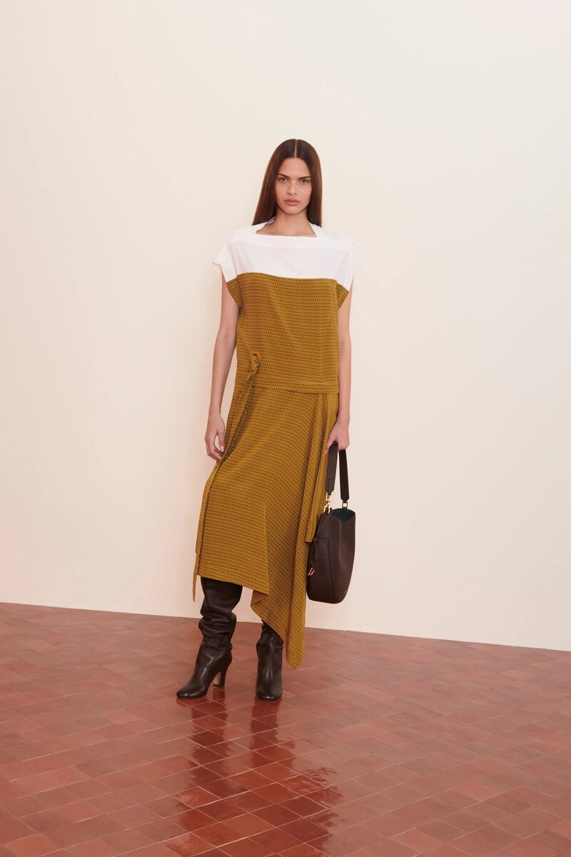 Ferragamo Pre-Fall 2025