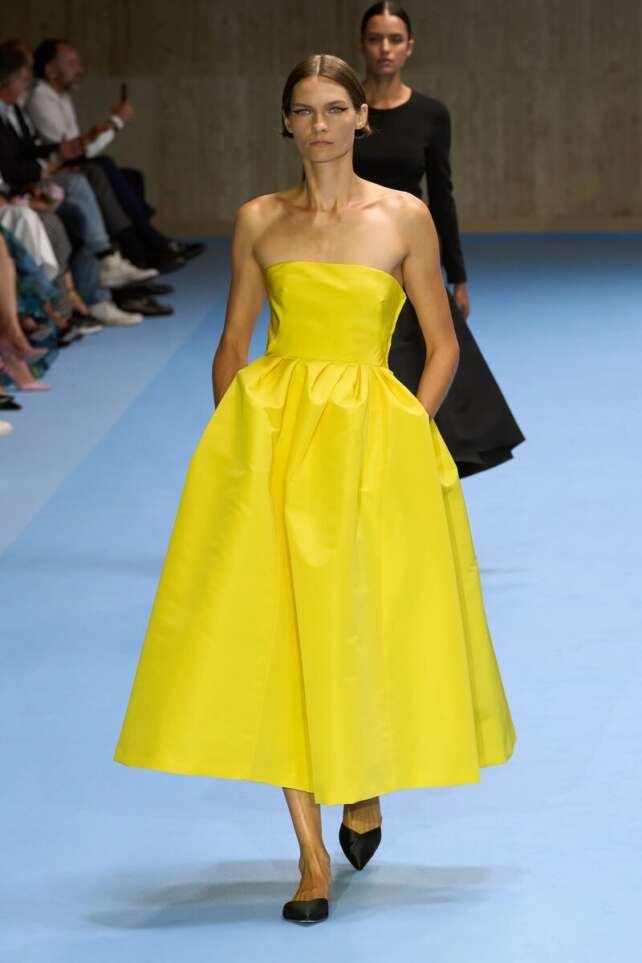 Burberry Spring 2025 – A Collection Woven of Contrasts
