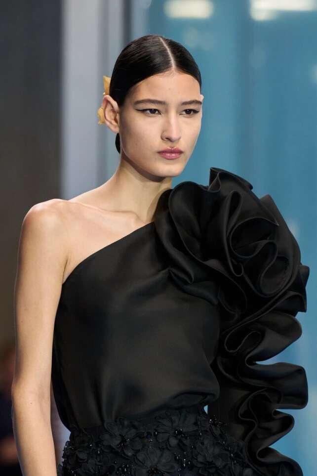 Max Mara Spring 2025 Collection: Magic and Mathematics in One Bottle