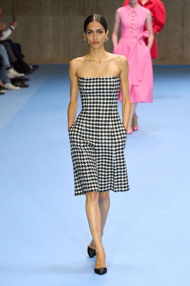 Noir, raffia coat and waist emphasis – all about the new Michael Kors spring 2025 collection