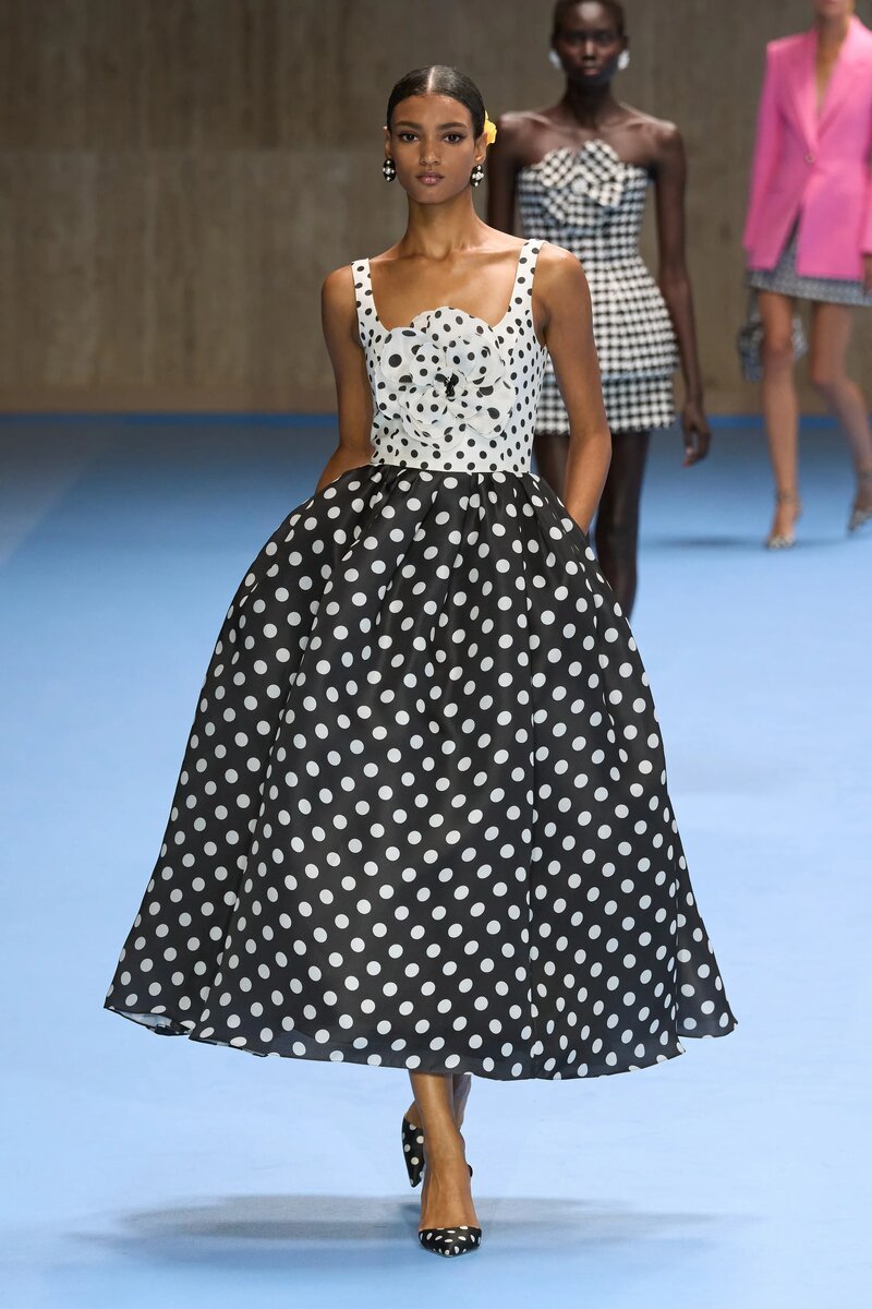 Carolina Herrera Spring 2025
